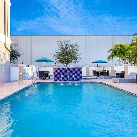 La Quinta By Wyndham Tampa Central Carrollwood Village Exterior foto