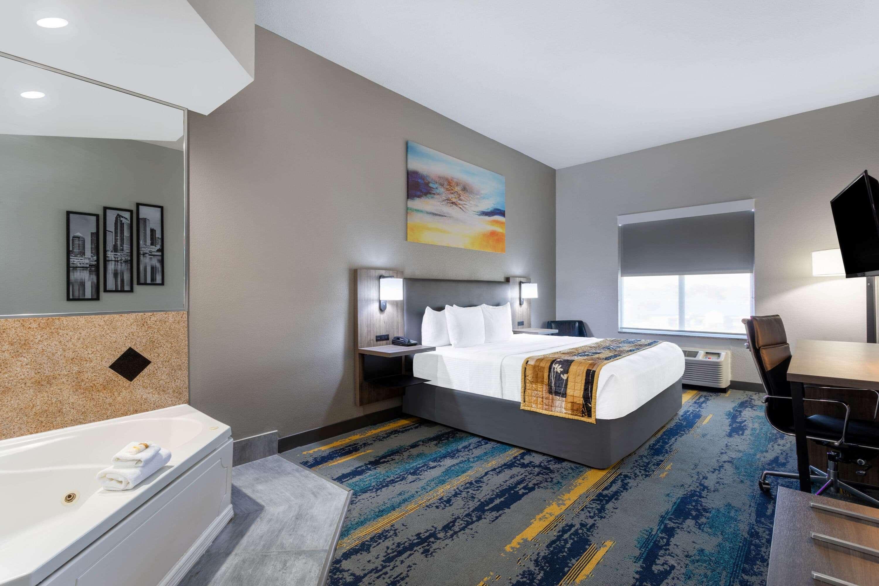La Quinta By Wyndham Tampa Central Carrollwood Village Exterior foto