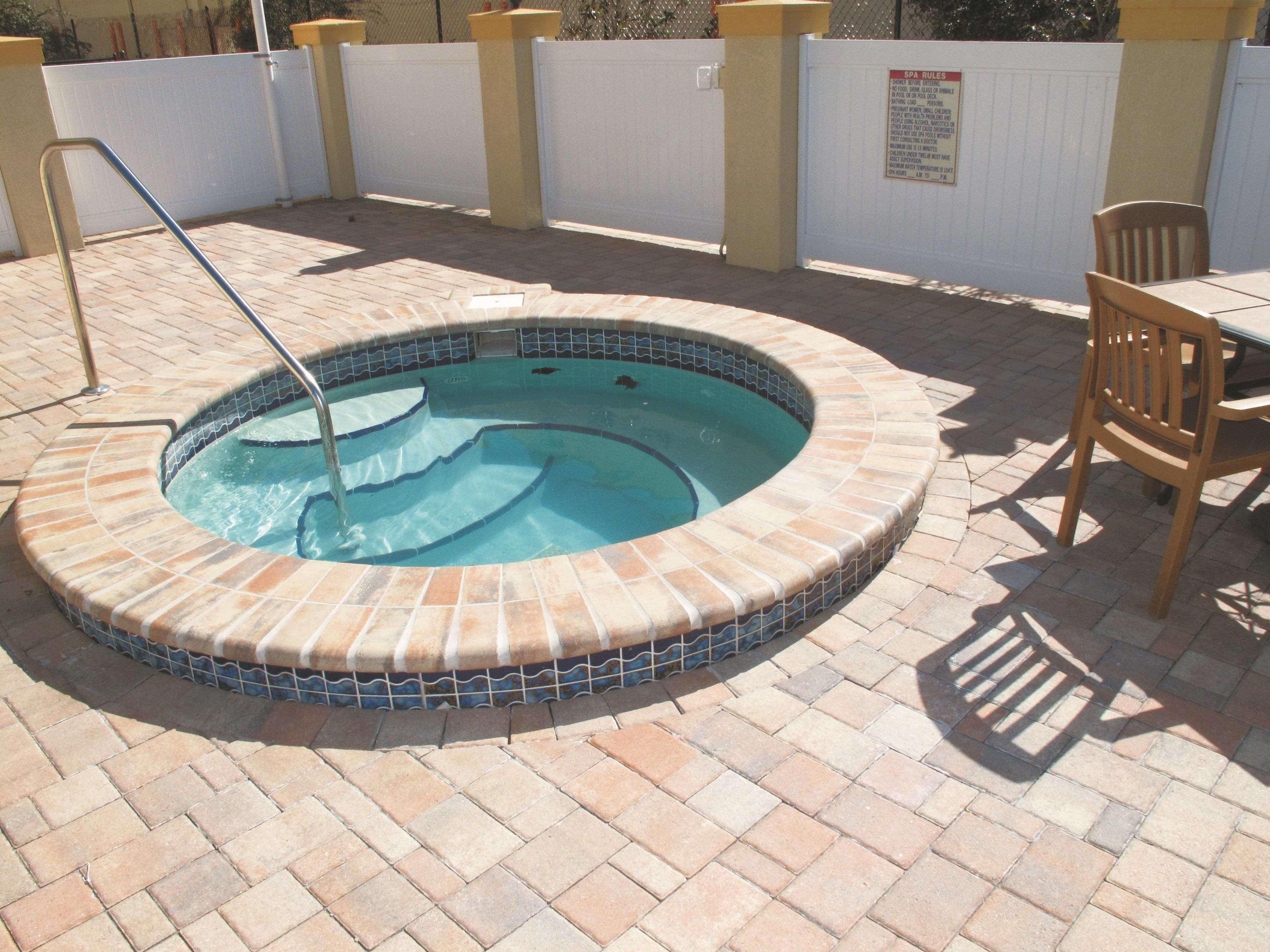 La Quinta By Wyndham Tampa Central Carrollwood Village Exterior foto