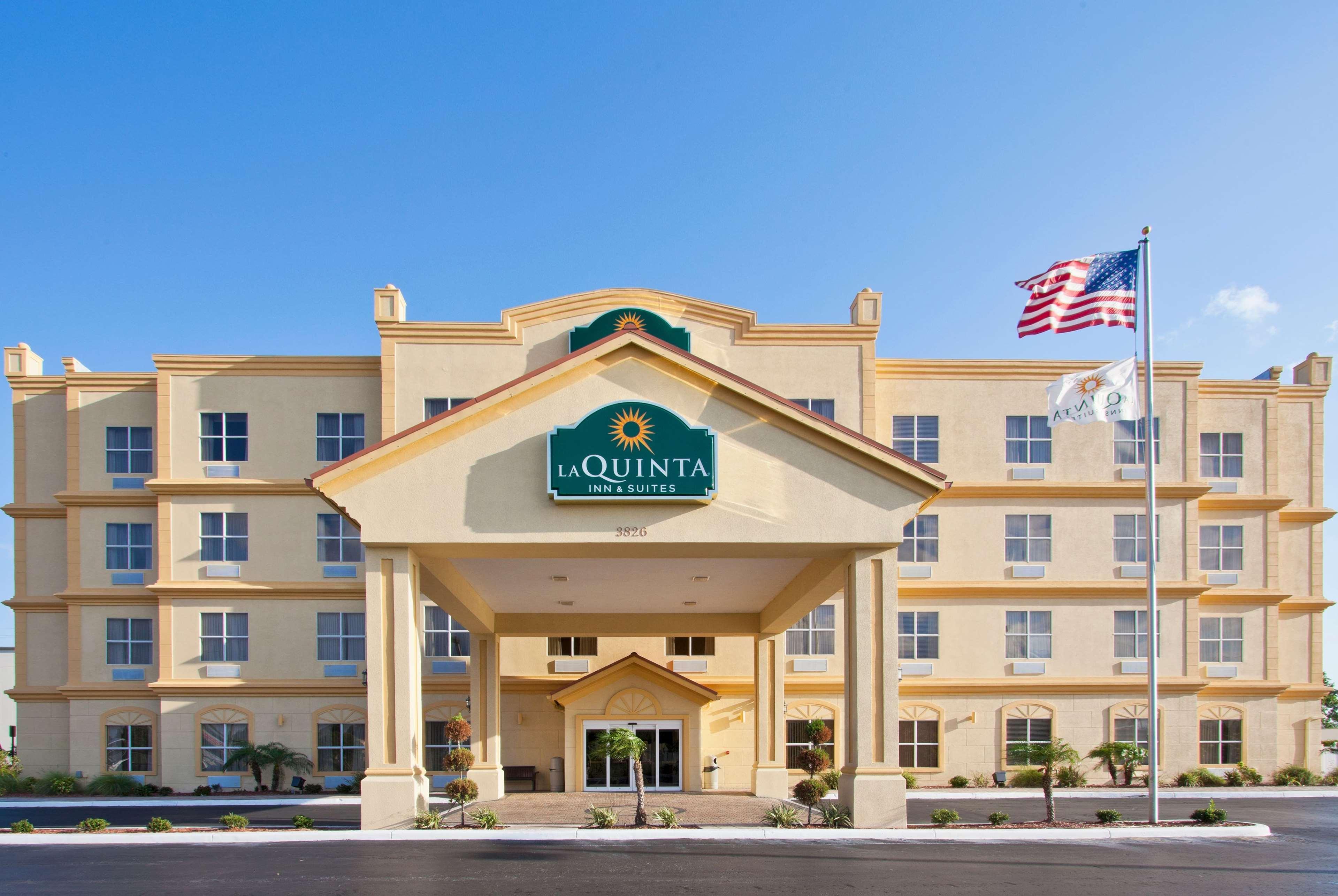 La Quinta By Wyndham Tampa Central Carrollwood Village Exterior foto