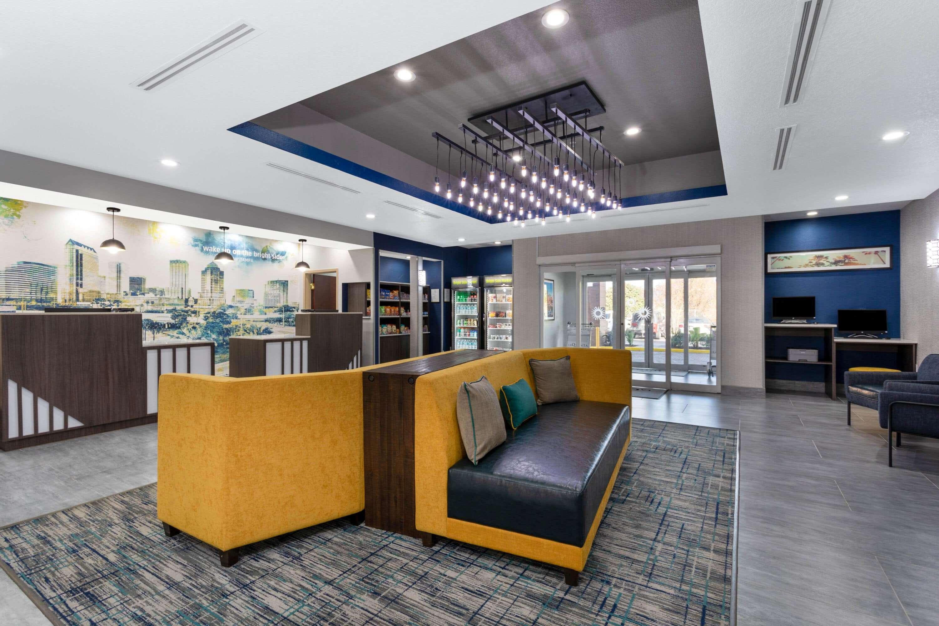 La Quinta By Wyndham Tampa Central Carrollwood Village Exterior foto